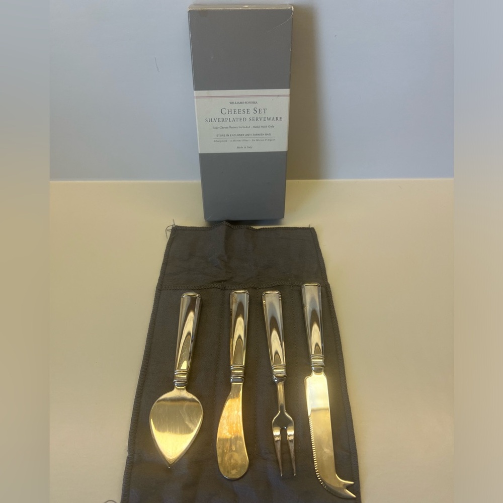 Williams Sonoma Silver Plated Cheese Set